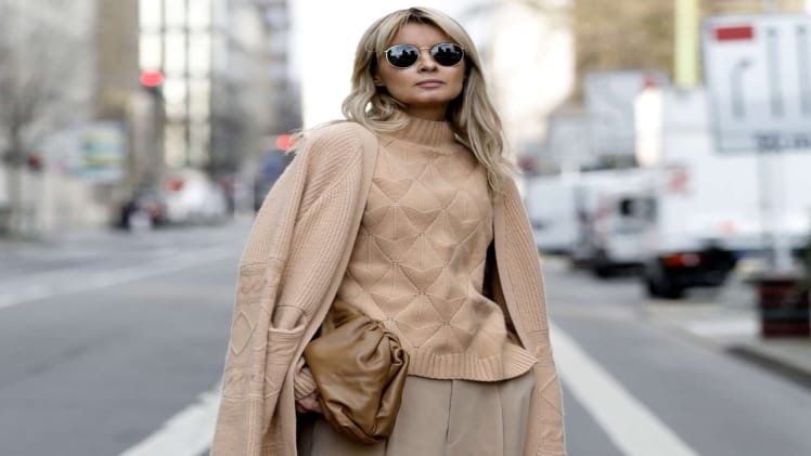 Tips for Wearing Monochrome Outfits the Right Way