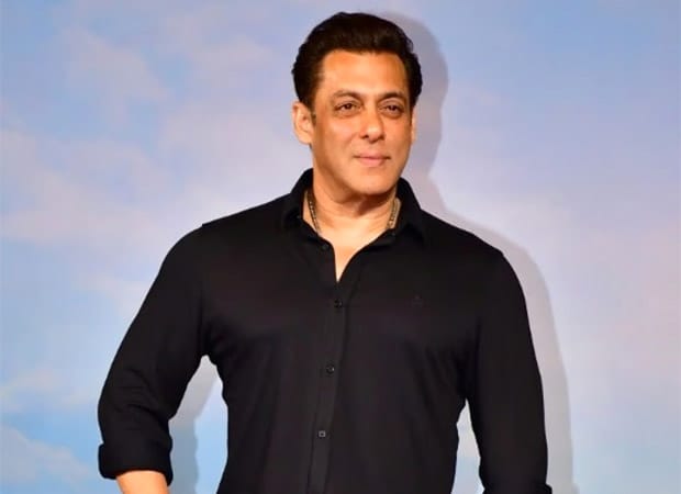 Salman Khan to shoot a ‘bloody’ and ‘vengeful’ train action sequence for Sikandar: Report : Bollywood News