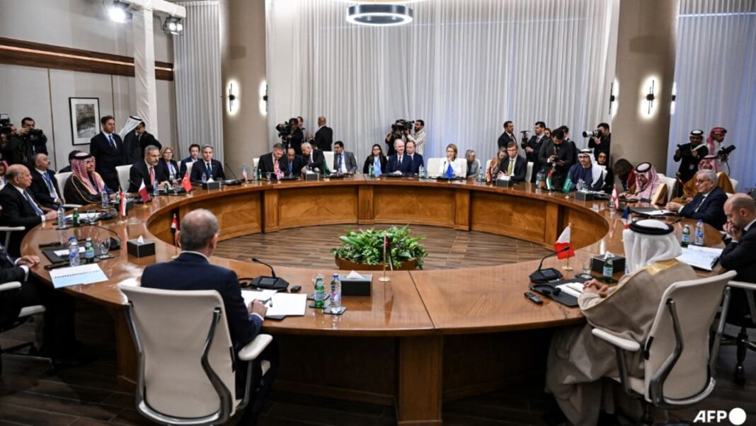Arab Foreign Ministers urge support for inclusive, 'peaceful' Syria transition