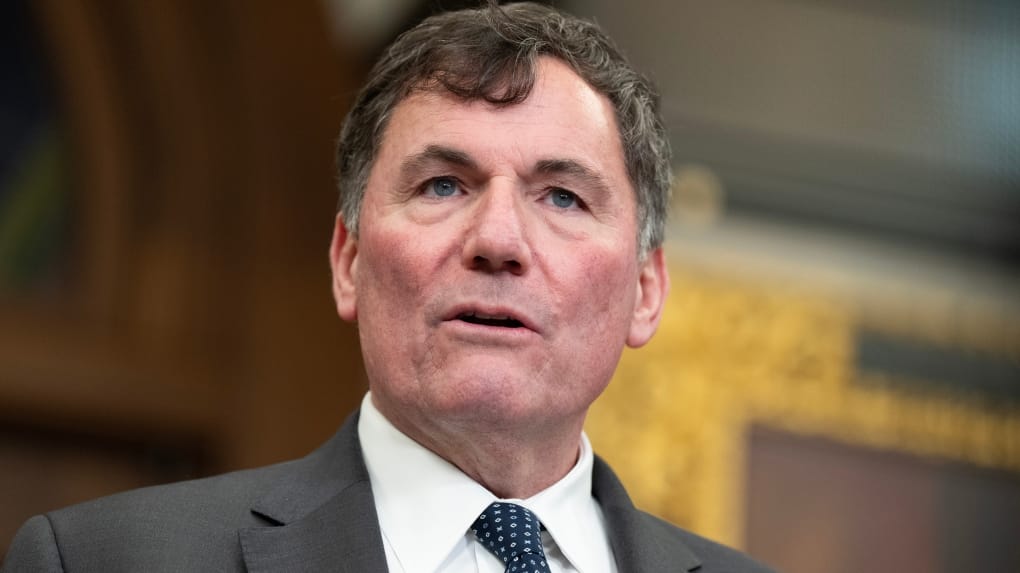 Feds adding more resources at border: Minister LeBlanc