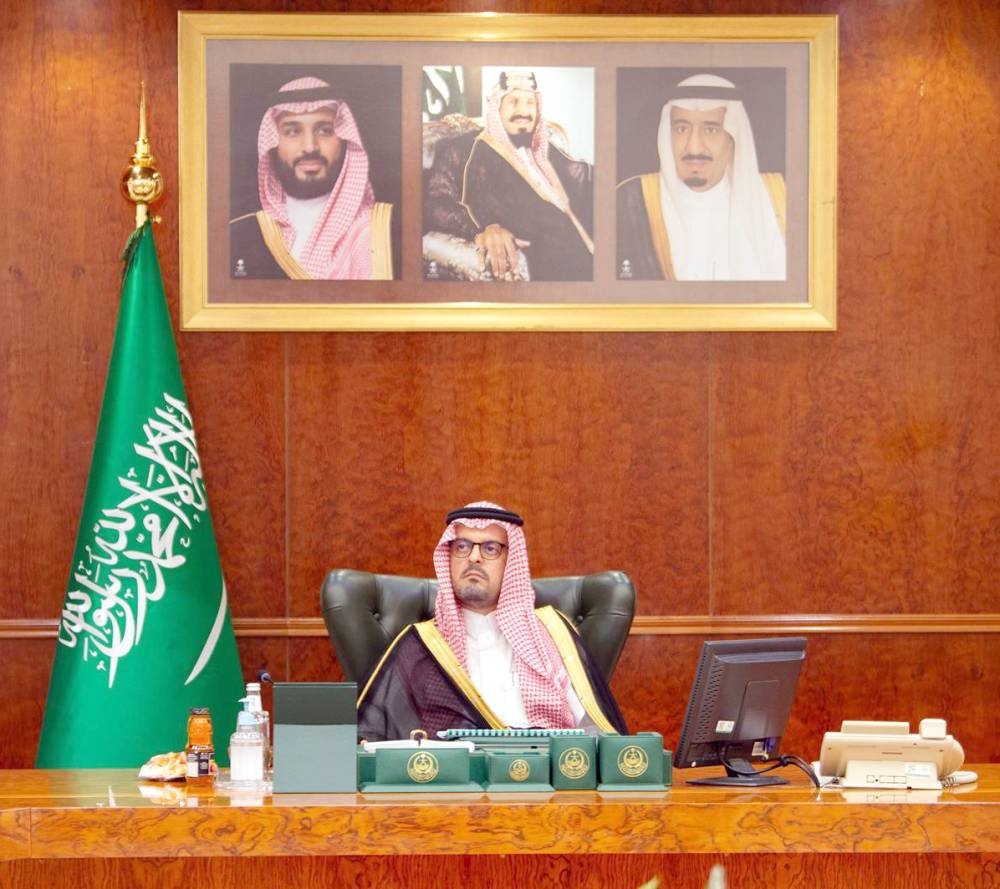 نائب أمير مكة يستعرض خطط « العمرة» - أخبار السعودية