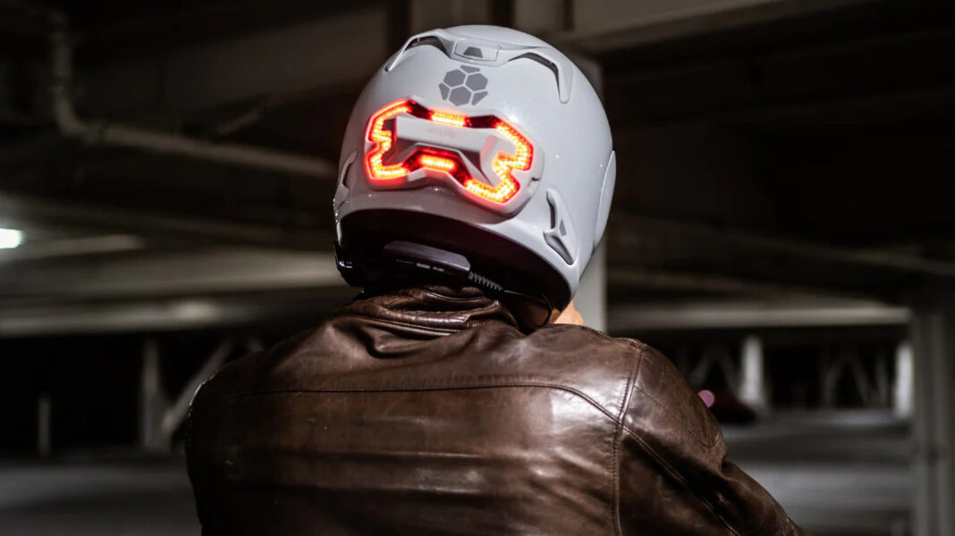 Is Shark Tank's Brake Free Helmet Light Worth It? Here's What User Reviews Say
