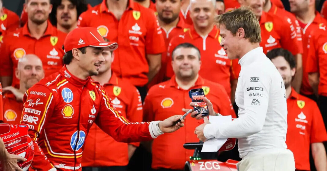 Brad Pitt sul circuito di Abu Dhabi con i piloti Ferrari! [FOTO]