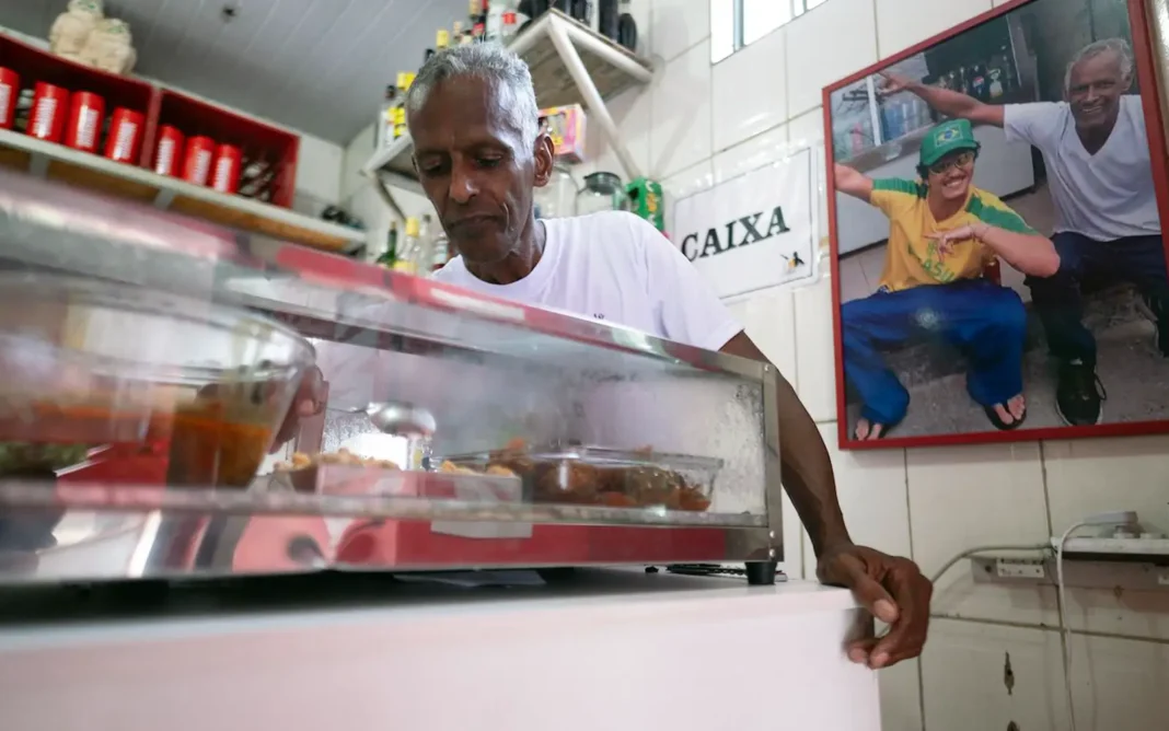 Brazil bar gets 24K Magic moment with Bruno Mars visit