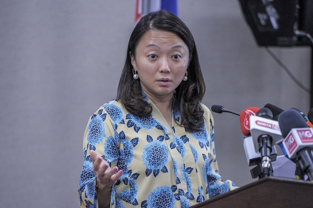 PAS backs ex-lecturer in ongoing legal dispute with Hannah Yeoh