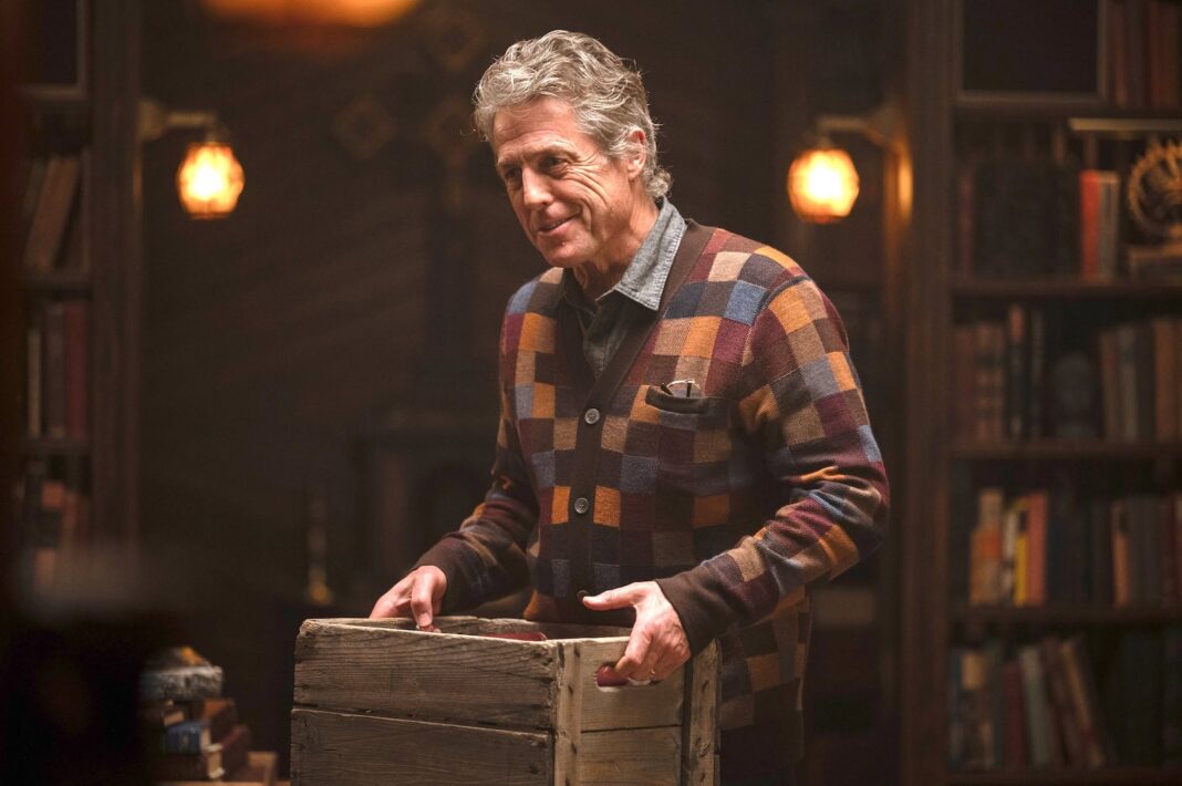 Brittitähden erikoisin rooli: Hugh Grant on hurmaava, kiehtova ja pirullinen