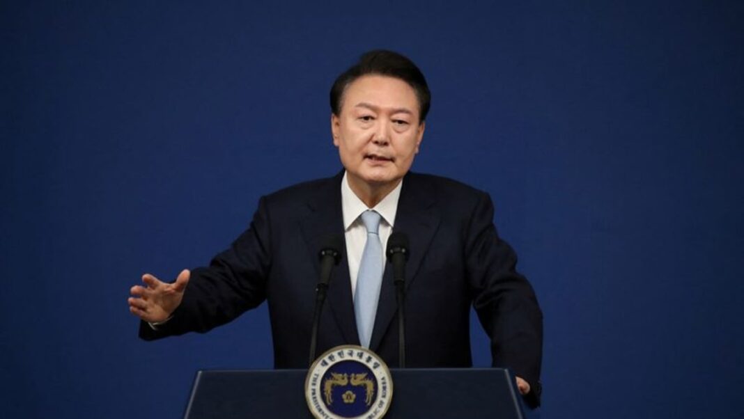 South Korea's President Yoon Suk Yeol defied prosecutors' summons in martial law probe: Report