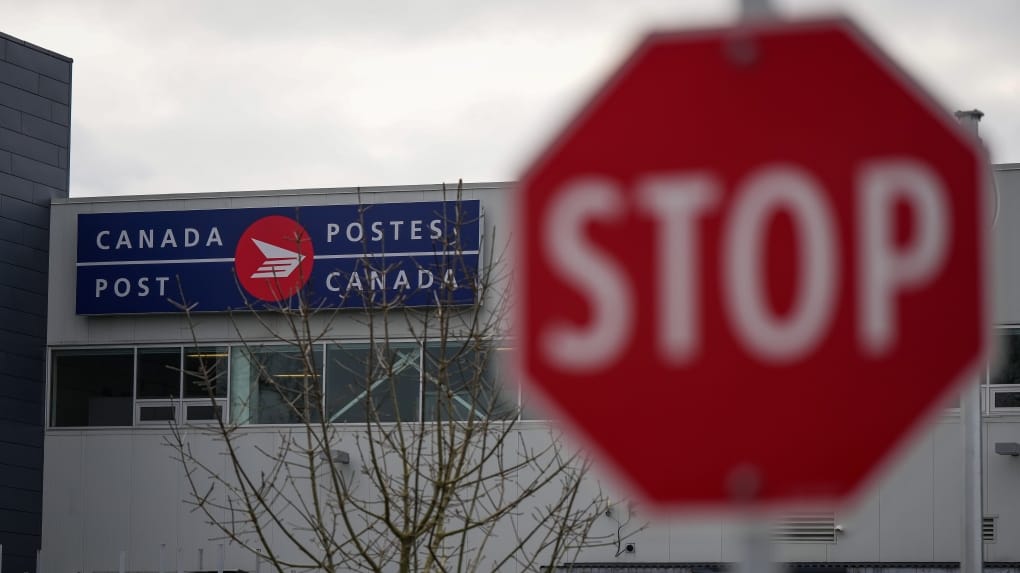 Canada Post strike update: Deadline for Santa letters removed