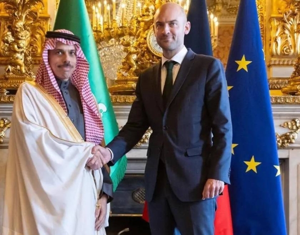 Saudi, French FMs discuss regional situation in phone call