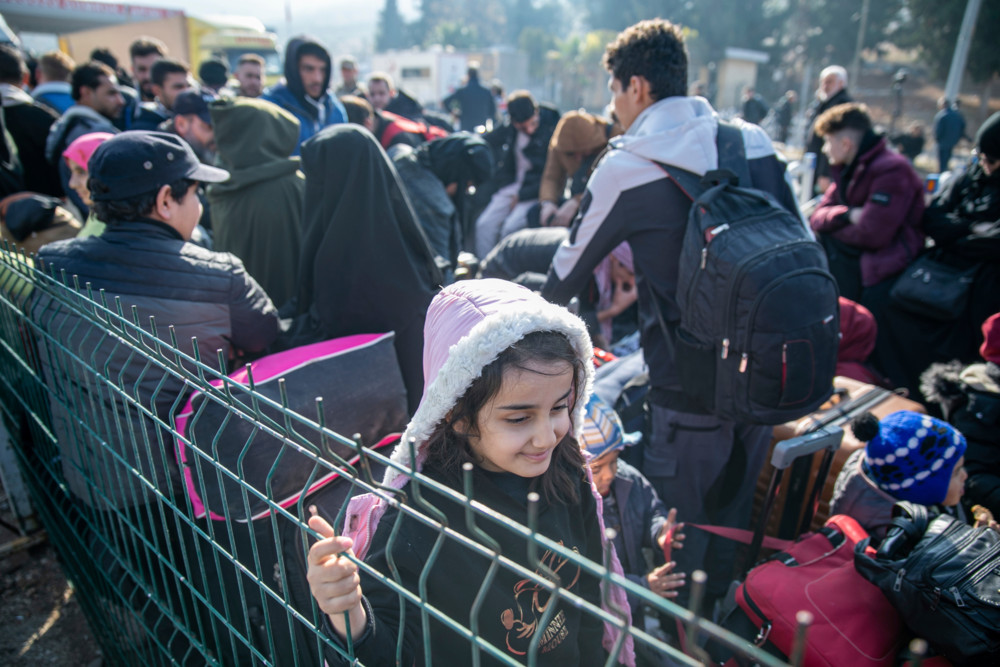 Machtwechsel Syriens Regierungschef an Flüchtlinge: „Kommen Sie zurück!“