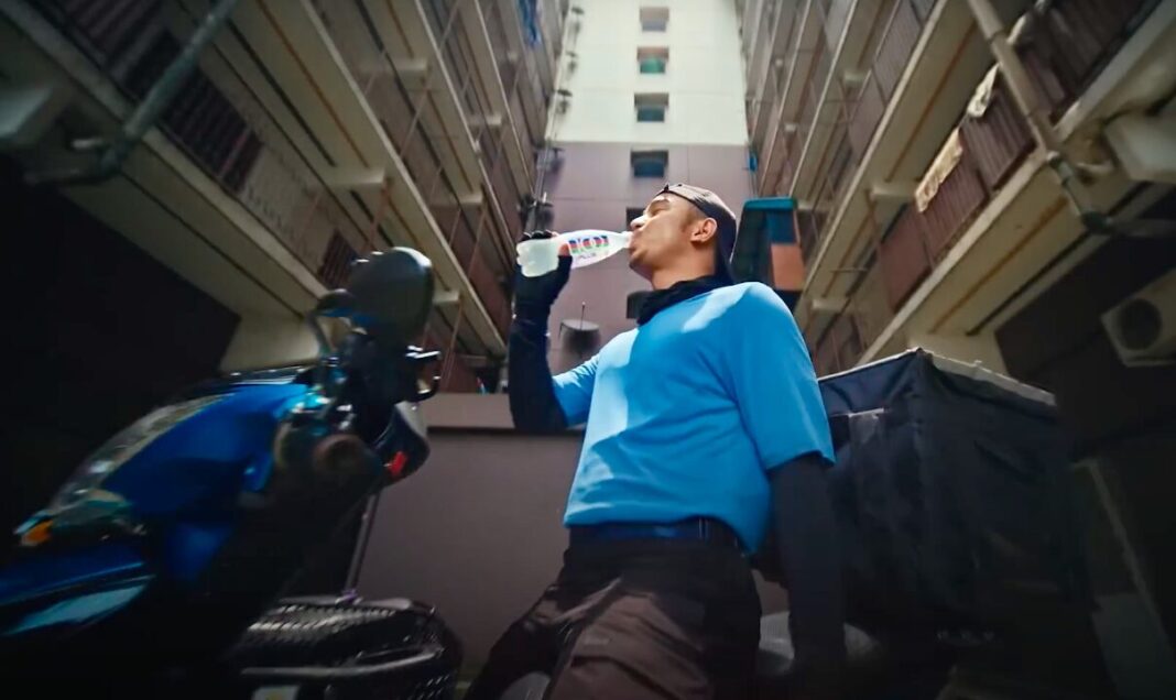Siapa Kata Jadi Frontliner Jalanan Tak Penat? Ini Solusi 100PLUS & Grab Untuk Kekal Bertenaga!