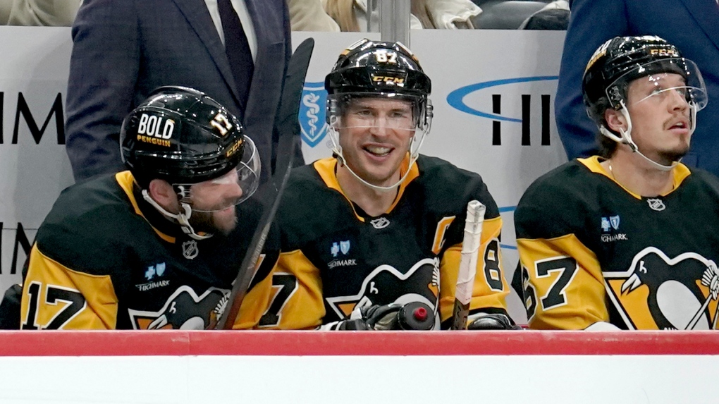 Sidney Crosby breaks franchise record for assists