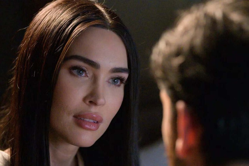 Es un fracaso para la crítica, pero este thriller de inteligencia artificial lleva dos semanas en el top de Prime México. El ingrediente secreto parece ser Megan Fox