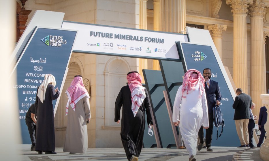 Agreements Worth $28.5 billion Signs during Future Minerals Forum