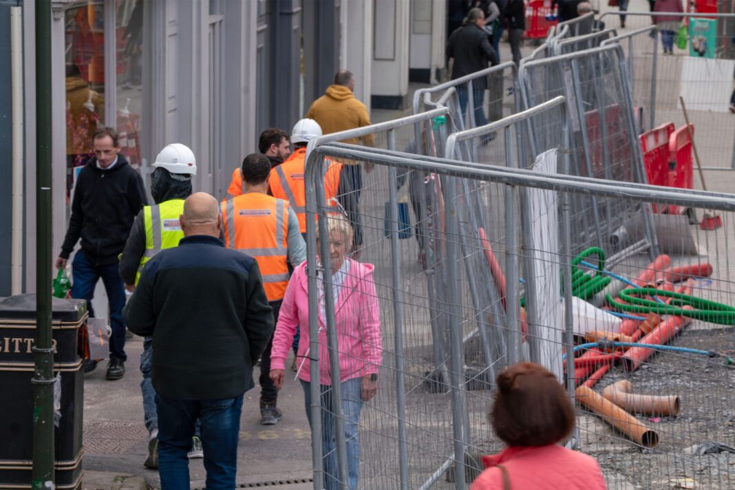 Temporary traffic management plan sought for Ennis as public realm works recommence