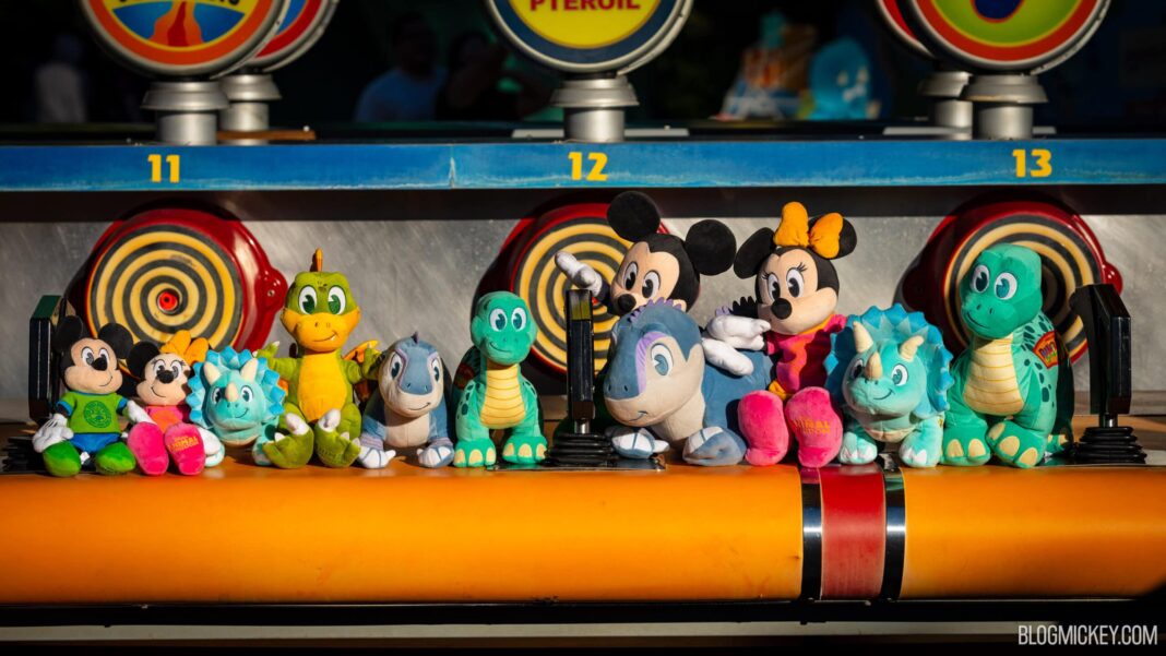 DinoLand USA Fossil Fun Games Run Out of Themed Prizes for Final Day of Operation