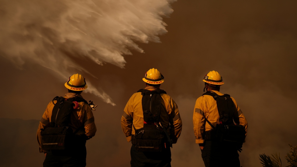 California wildfires: Firefighters from Alberta and B.C. set to deploy