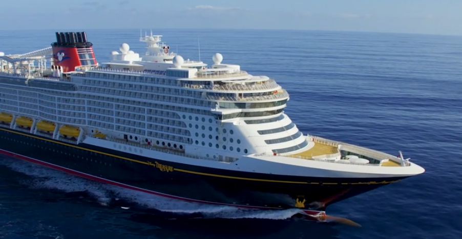 Popular Tourist Destination Works To Implement BAN on Cruise Ships