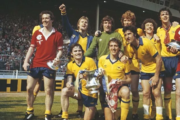 Reliving the glory years when eight Irishmen lined out for Arsenal and Manchester United in the FA Cup final