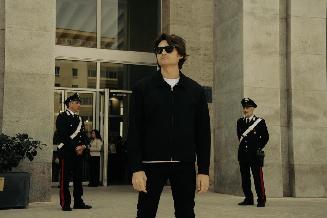 Angelo Duro domina ancora, Io sono la fine del mondo sempre primo al box office