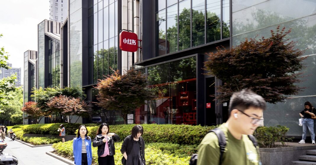 RedNote Scrambles to Hire English-Speaking Content Moderators